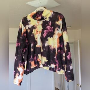 Cropped Tie-Dye Women's Long Sleeve Top - Multicolor